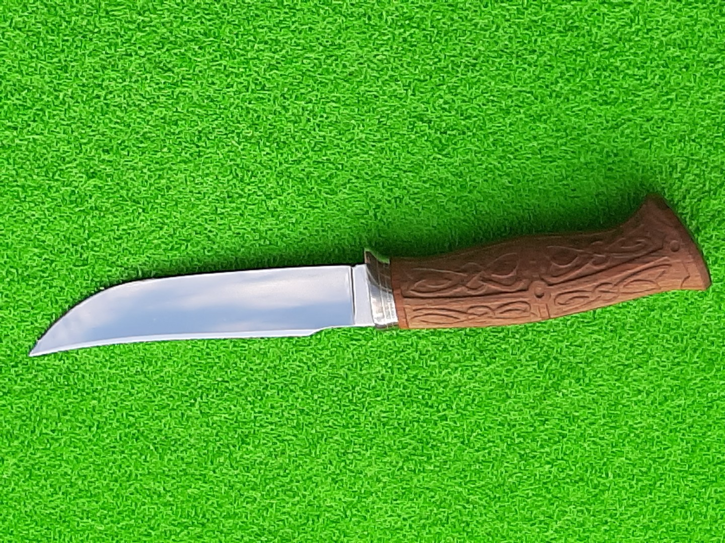 Нож туристический 90